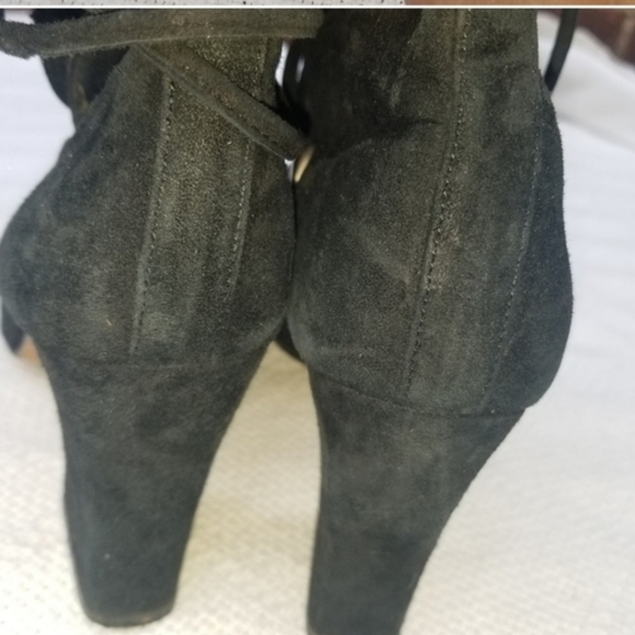Via Spiga‎ Black Suede Laced  Booties 10 - Picture 4 of 7